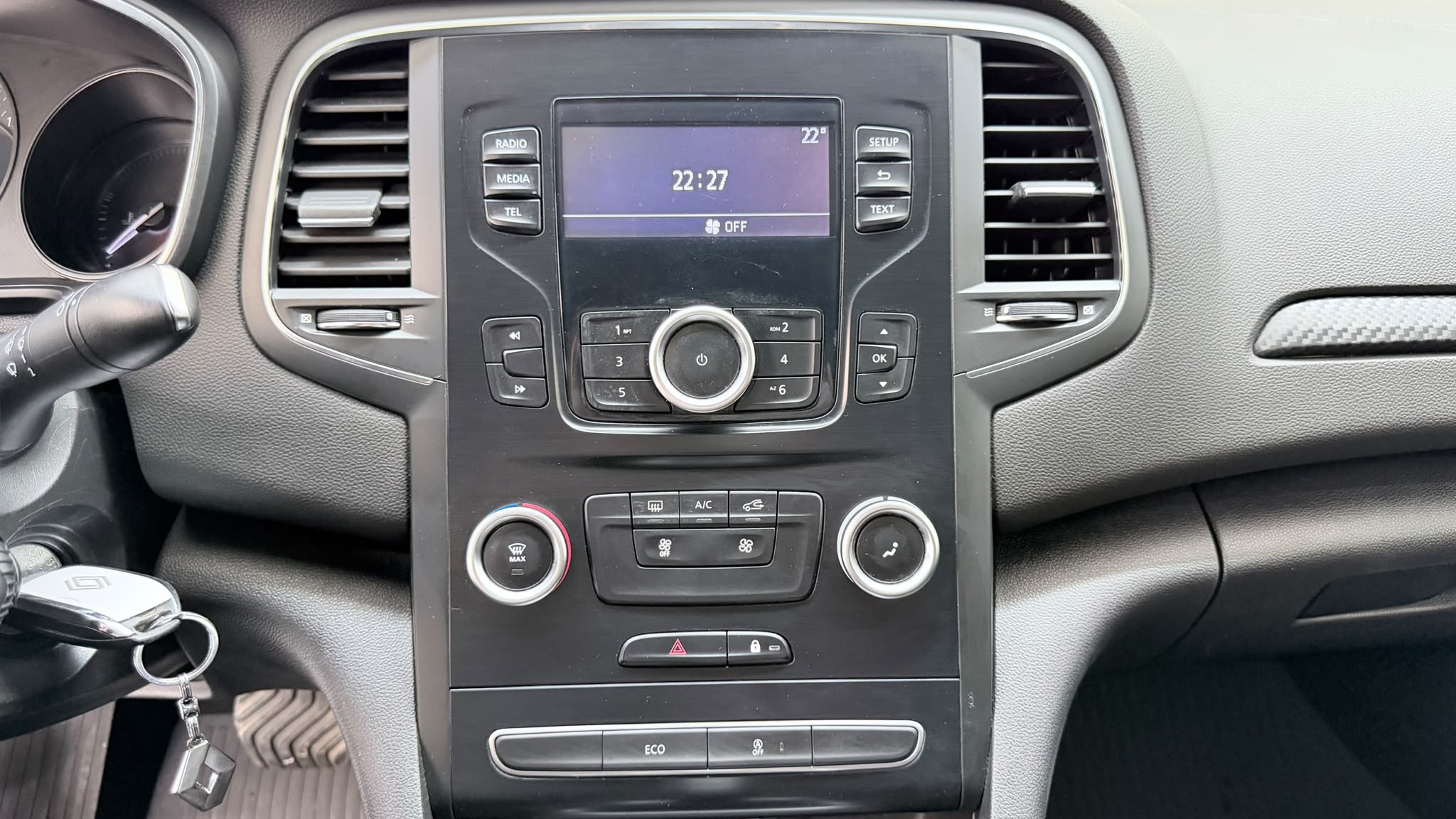 RENAULT MEGANE 19